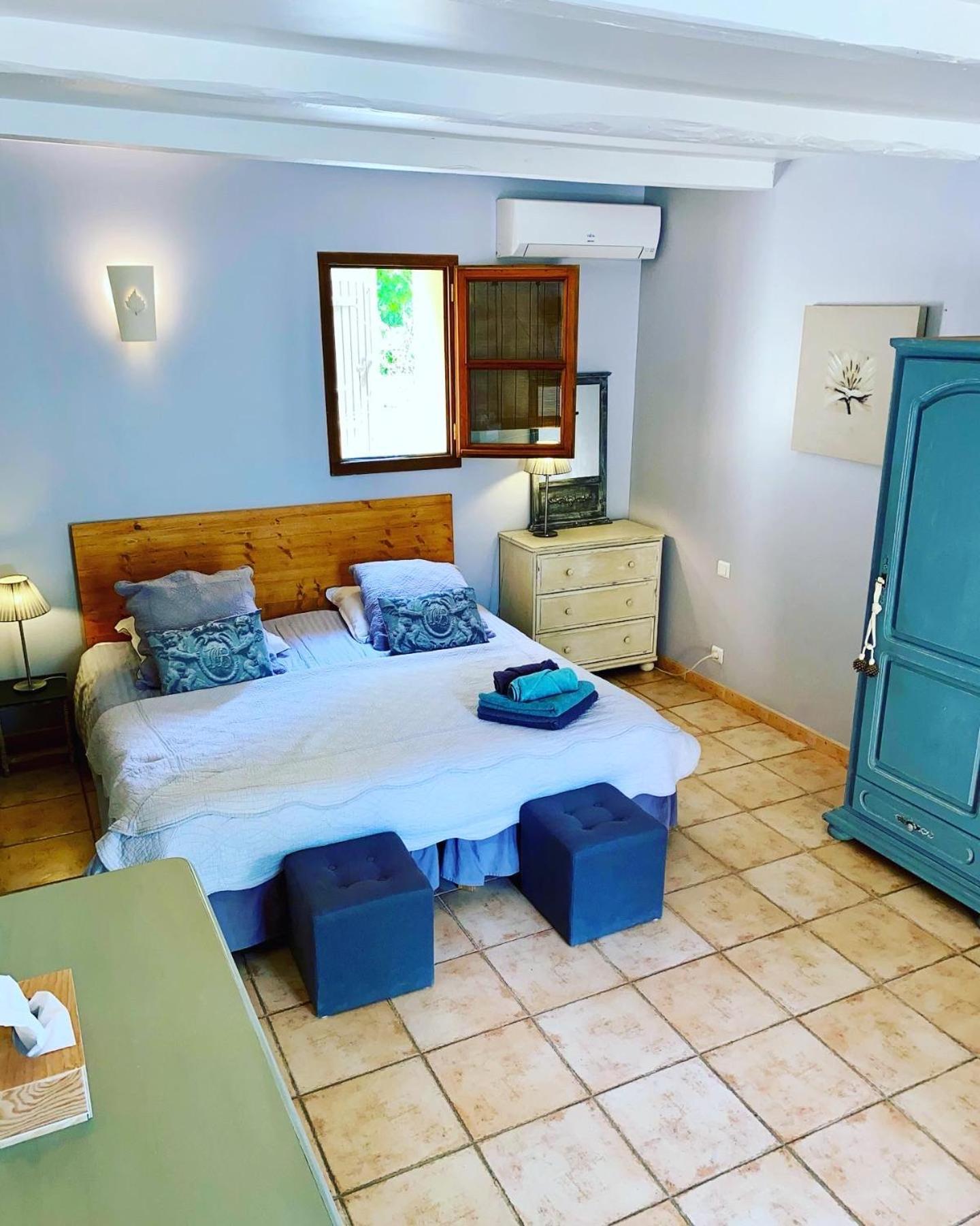 Bed and Breakfast Mas Les Fleurs D'Hilaire Monteux Exterior foto
