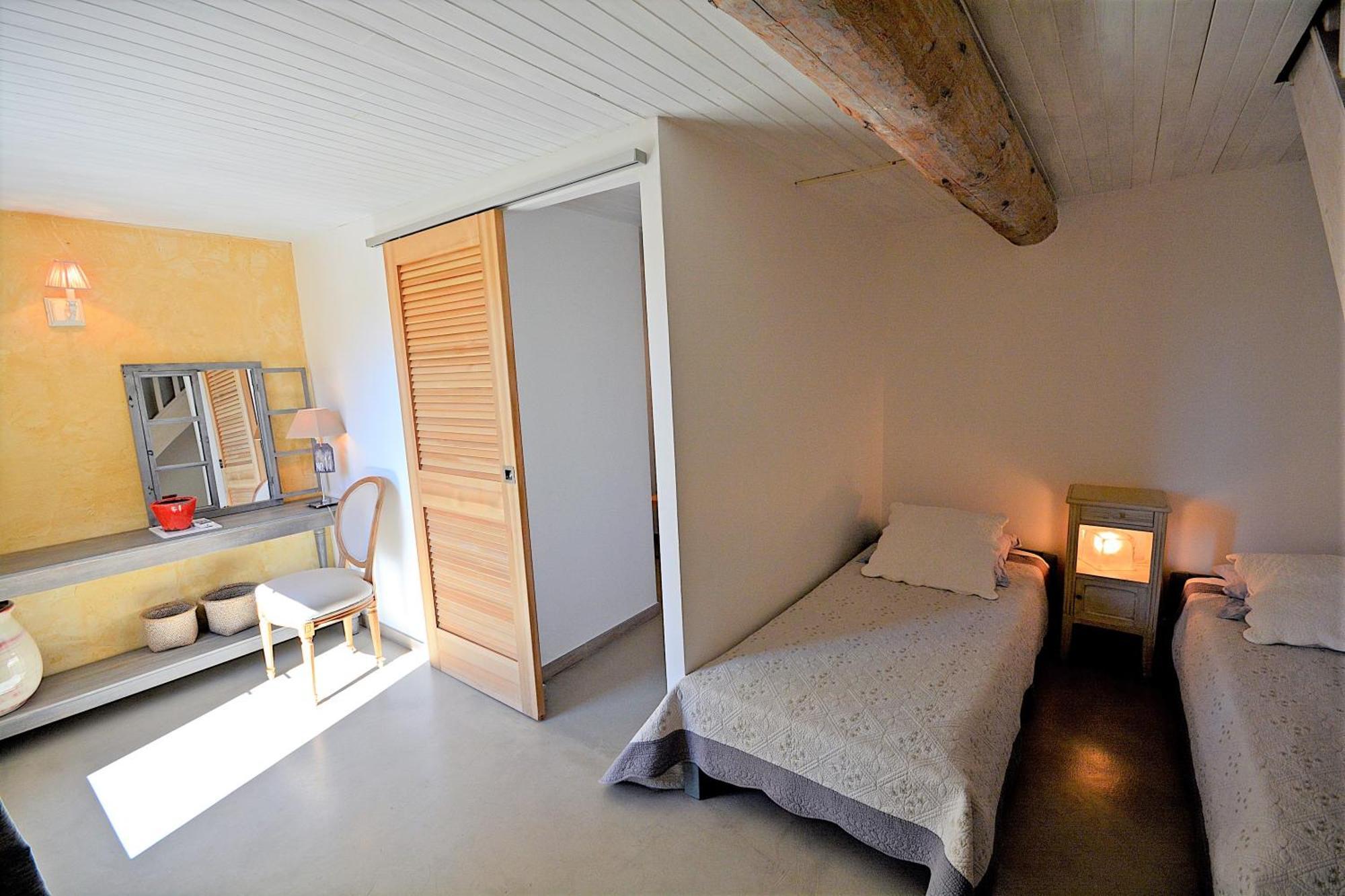 Bed and Breakfast Mas Les Fleurs D'Hilaire Monteux Zimmer foto