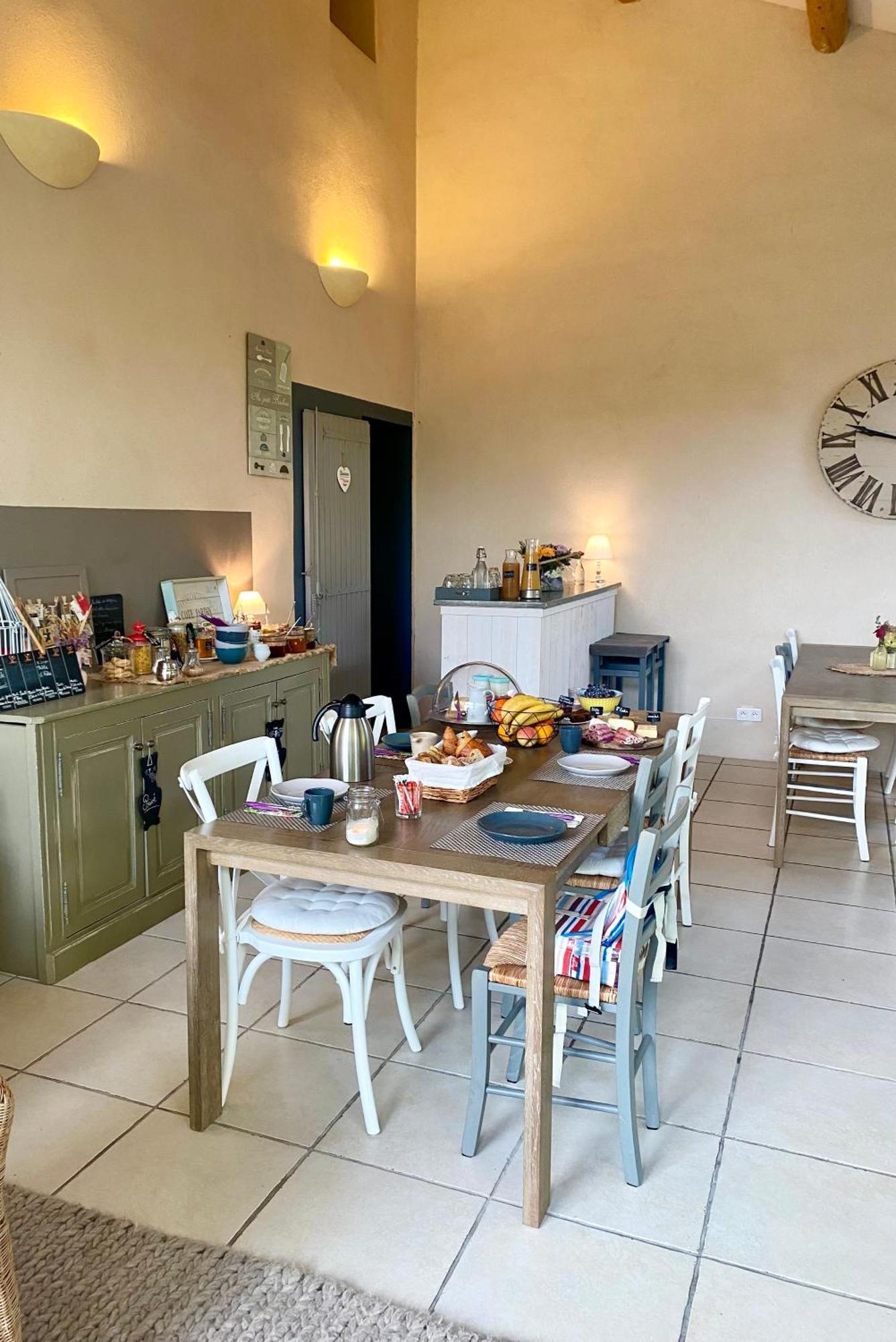 Bed and Breakfast Mas Les Fleurs D'Hilaire Monteux Exterior foto